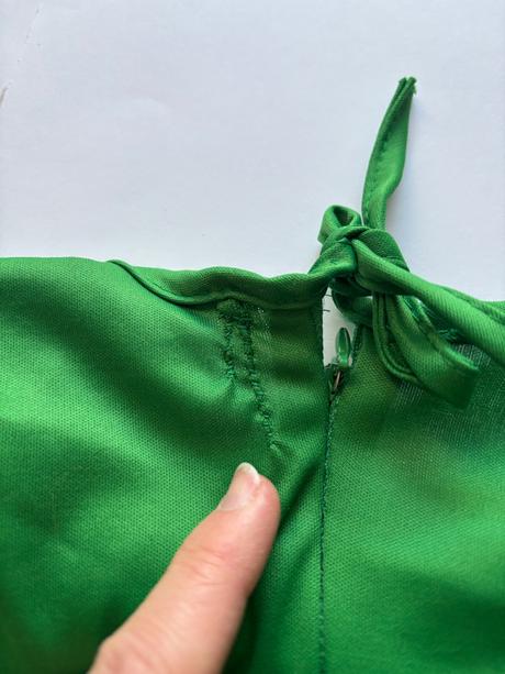 An6/ kostým halk - v.cca 6/7 let, 