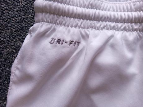 Šortky zn."nike" vel."128-140", nike