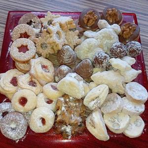 @marketa11112: Cukroví mizí ze stolu rychlostí blesku 😋