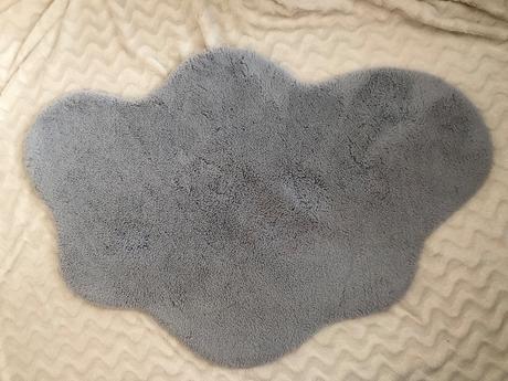 Sedy koberec tvar mraku - detsky pokoj, 