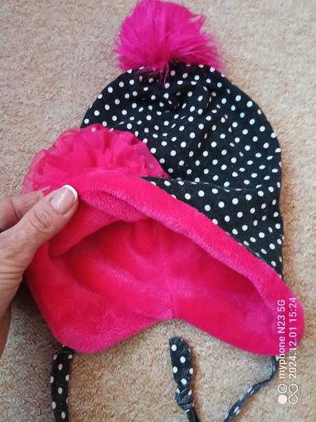 Čepice s květinou vel."5-8let", 