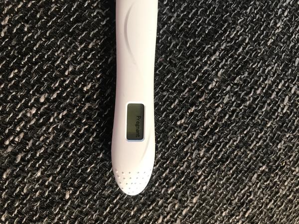 Těhotenský test. Může to být takhle rychle po tělísku?