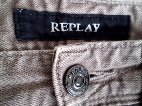 Bledohnedé 28, replay,m