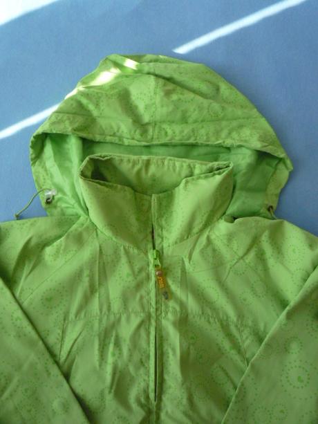 Zelená tenká bunda s kapucí vel. 146, wolf,146
