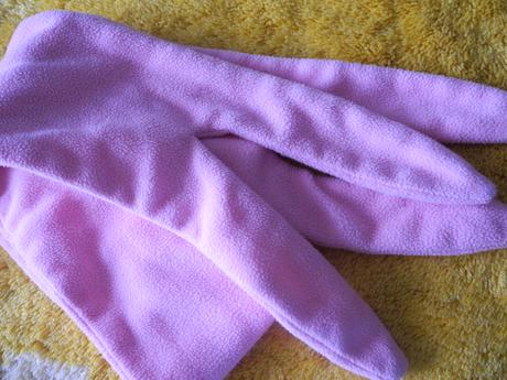 2 čepice a šála, disney