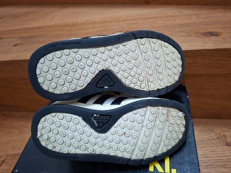 Adidas tenisky, adidas,26