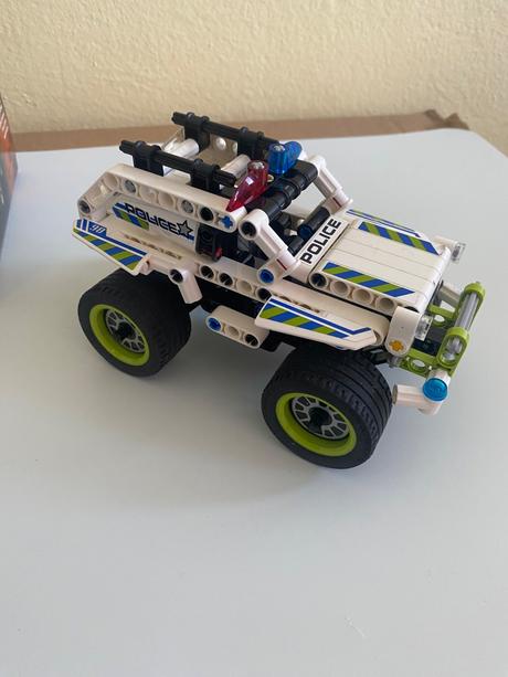 Lego technic set 42047,