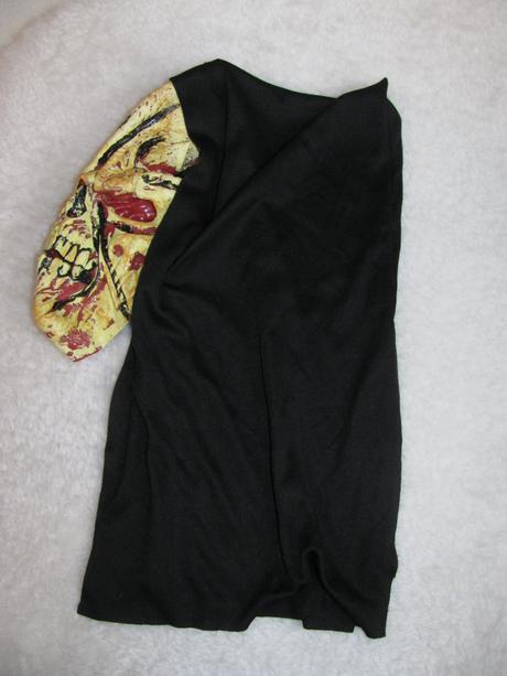 Karnevalový kostým-maska ďábla s kutnou,