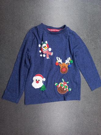 Vánoční tričko, 104