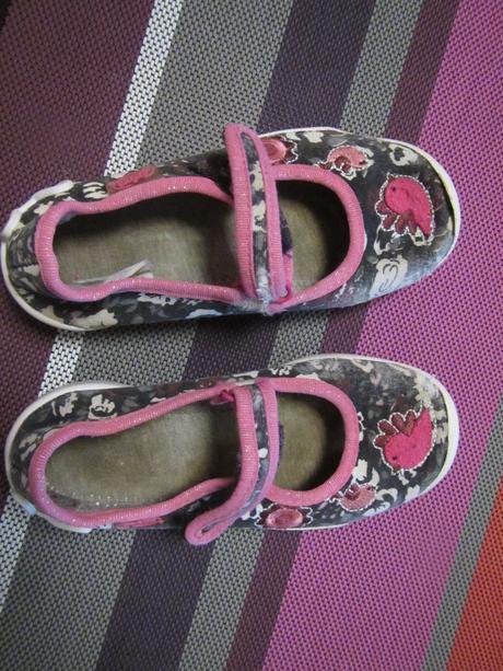 1xbačkory 27 befado-hnedíé s ružovými ozdobami, nelli blu,27