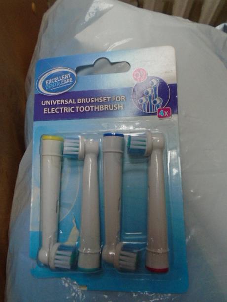 Zubní kartáček náhradní hlavice 4ks elektrický,