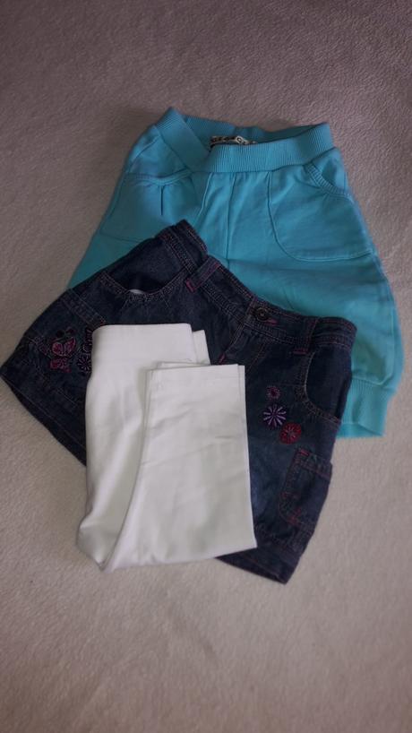 Dvoje krátké kalhoty a legínky next, geor, 86