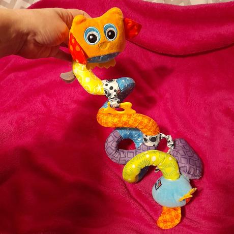 Zvířátkový had na postýlku se sovičkou,