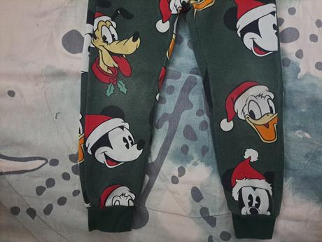 Tepláky vánoční mickey a kamarádi., 110