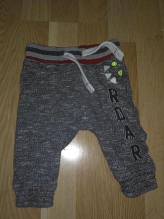 Prďácké tepláky next, next,68