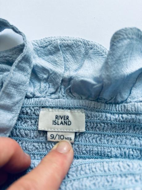 Top letní žabičkový s volánky - v.9/10 let, river island,140