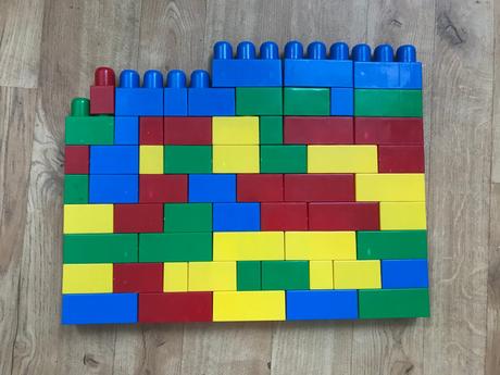 Plastové kostky - mega blocks,