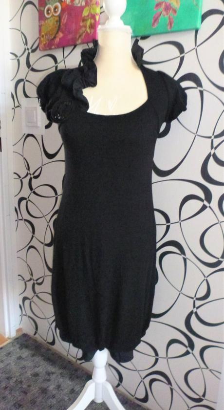 Luxusní originálek ,,malé černé" na vel.s-m, m / s