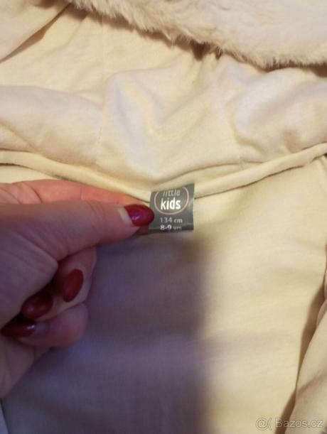 Hebká dívčí kožíšková mikina s kapucí vel. 134, 134
