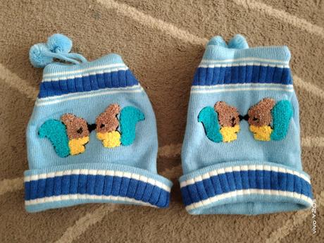 2 zimní čepice, 86