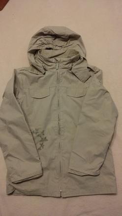 Kabátek/bunda outburst, 152