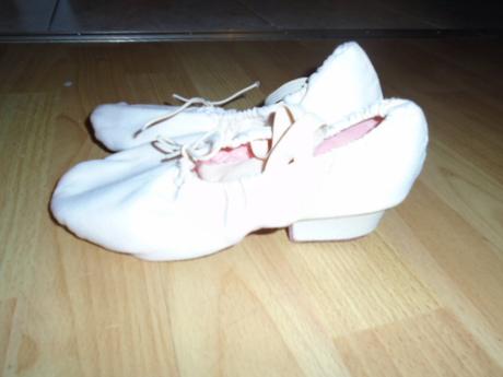 Boty tancování taneční v.32-36 stélka 21-23 cm, 32 / 33 / 34 / 35