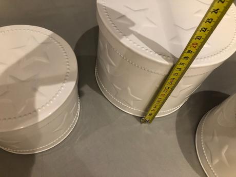 3bílé hvězdy plech krabice boxy obal cukroví dárky, 