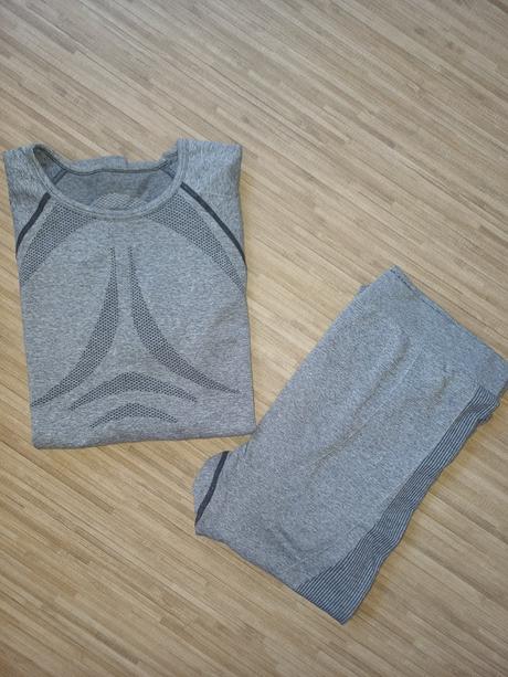 Bezešvé termo prádlo vel.146/152, 146