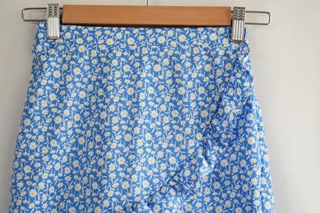 Sukně vel. 7 let, 122