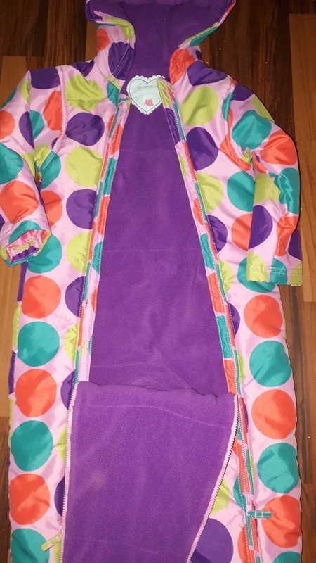 Puntíkovaná zimní kombinéza 92, marks & spencer,92