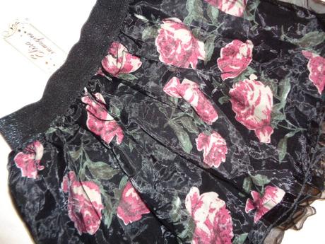 Exkluzivní slavnostní růžičková sukně, 152 / 158