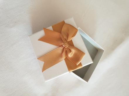 Dárková krabička na šperky,