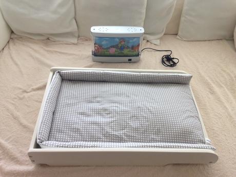 Přebalovací pult,podložka roba+dětská lampička , 