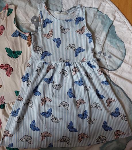 2x šaty motýlci, h&m,122