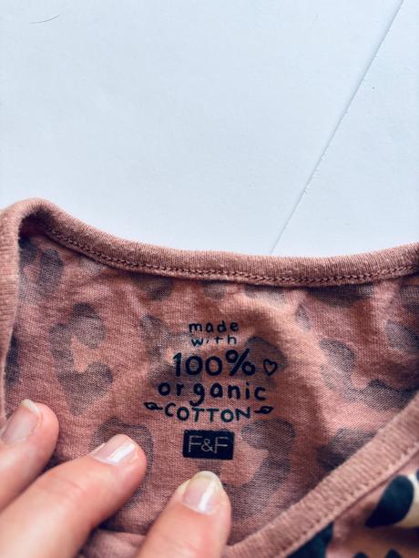 Ob/ šaty světle hnědé - v.4/5 let, f&f,110