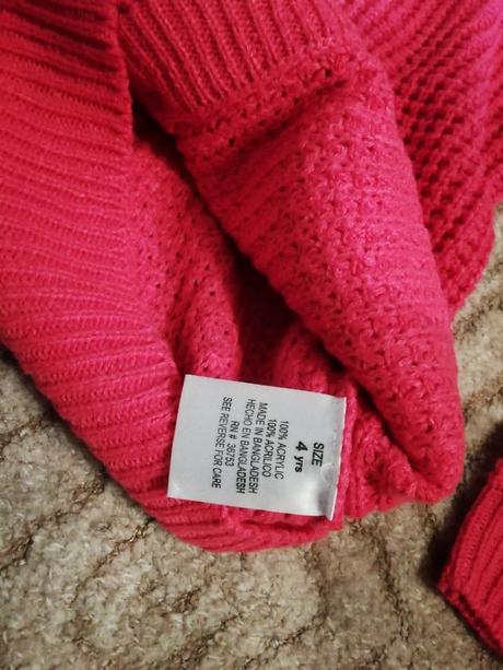 Teplý svetr na knoflíky 104-110-nový, 104