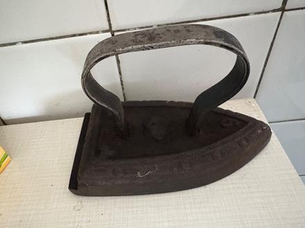 Stara tezka retro zehlicka, 