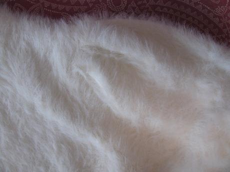 Pružná svetříková halenka s chloupkem next, next,104