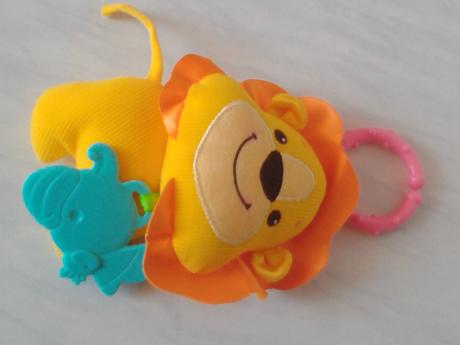 Závěsná hračka-lev, 