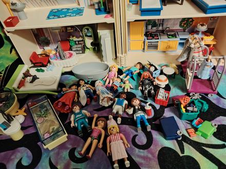 Playmobil barák s figurkami,