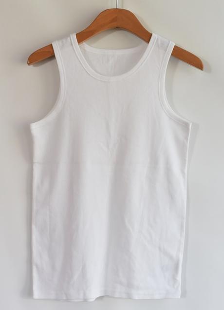 Tílko vel. 11 - 12 let, marks & spencer,152