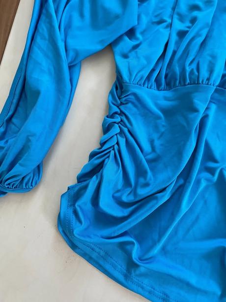 Top/minišaty s prostřiženými rukávy, vel s, s