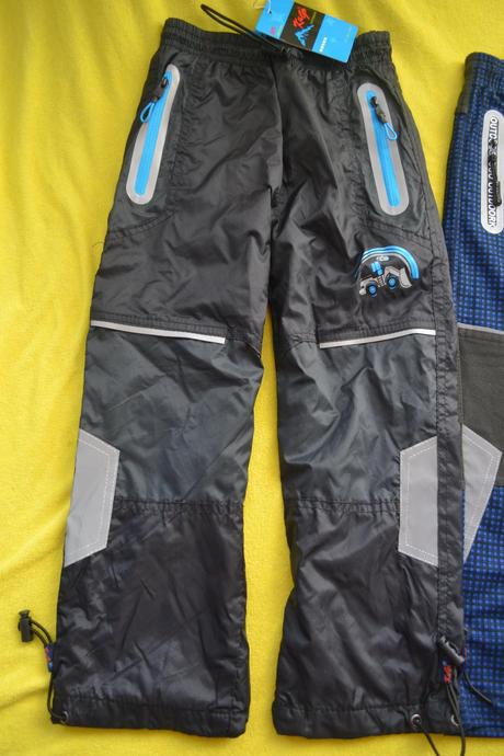 2x jarní sportovní kalhoty šusťák a bavlna,98/104, kugo,98 / 104