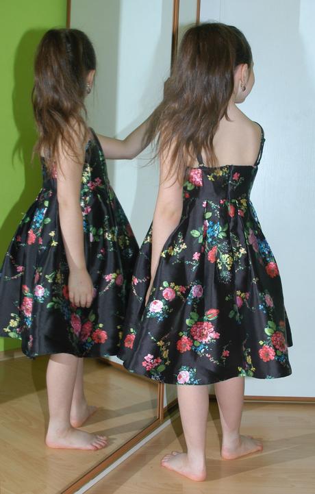 Slavnostní sváteční společenské dívčí šaty, monsoon,146