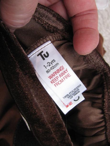 Krásný karneval - vánoční baňka s čepičkou,