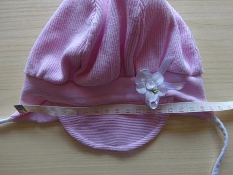 Růžová čepice s bílou kytičkou, vel. 86, 86