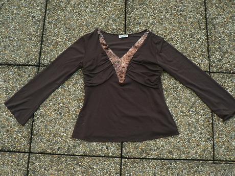 Hnědý top blůzka halenka s měděnými flitry, s