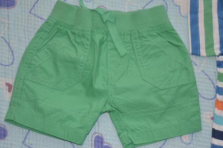 Komplet oblečení 4ks, 3 trika+kraťasy, marks & spencer,68