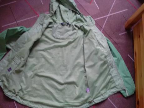 Šusťáková bunda, 40