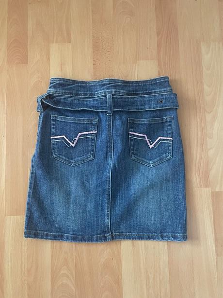 Džínová sukně, 36